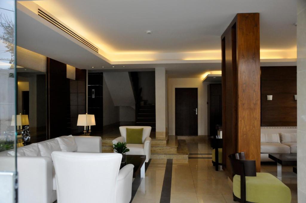 Granada Suites Hotel Amman Exterior photo
